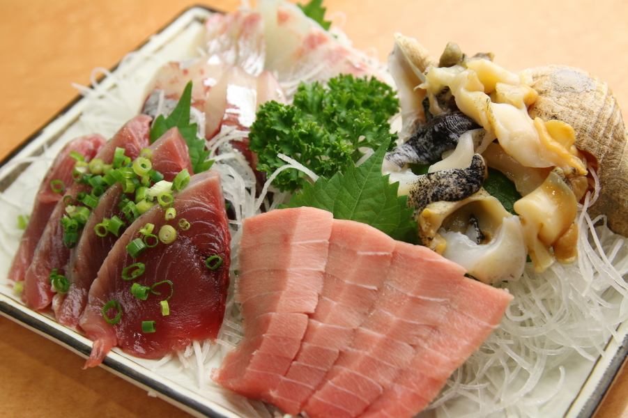 お刺身盛り合わせ（2人前）