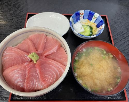 中肥金枪鱼盖饭（普通）