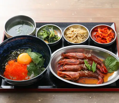 カンジャンセウ丼定食