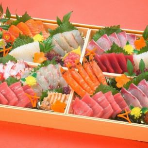 本まぐろ中トロ入り 迎春特上刺身盛