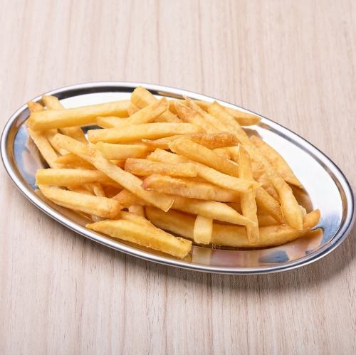 A pile of French fries