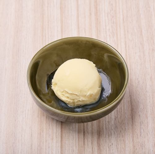 Vanilla Icecream