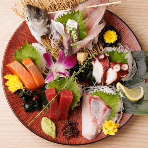 こだわりあり!全国各地の鮮魚を使用した逸品が充実