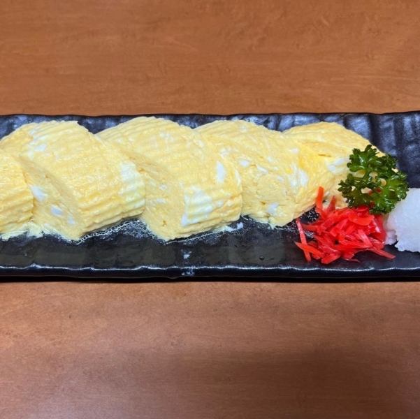 [You can enjoy the fluffy, jiggly texture and elegant flavor ♪ A proud masterpiece that has been loved for a long time ◎] Dashi-maki omelet 600 yen (tax included)