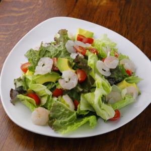 アボカドと小エビのサラダ　L