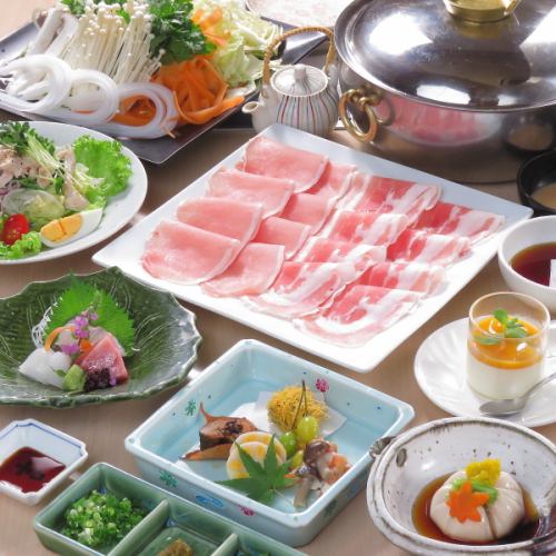 <花套餐>包含涮鍋的7道菜套餐[5,000日圓]（2人起）