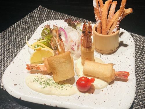 fried shrimp wrapped in bread