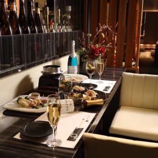 Relax and celebrate your anniversary in one of the six private rooms [Couple menu] 3,300 yen food only