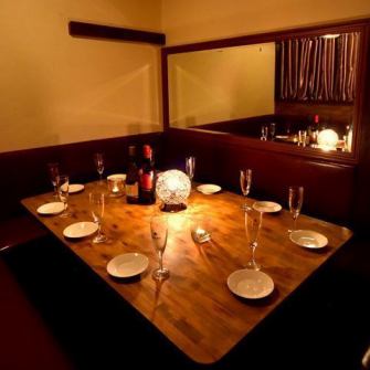 [Great for a date or girls' night out in Shinjuku] The private room, which can be used by 2 people or more, is recommended for drinking parties with friends, girls' nights out, and entertainment.You can forget about time and relax in the Japanese-style space with a calm atmosphere.It's also a great way to relieve stress from work with your colleagues.Enjoy a moment of bliss.Please have a wonderful time at our store!
