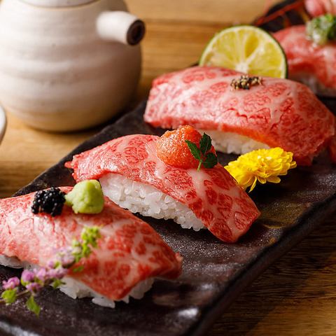 今話題沸騰中の豪華炙り肉寿司をなんと食べ放題で！新宿で人気の個室肉バル♪