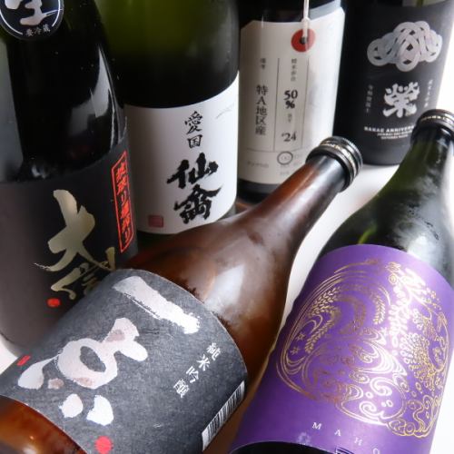 厳選の日本酒が常時約15種類