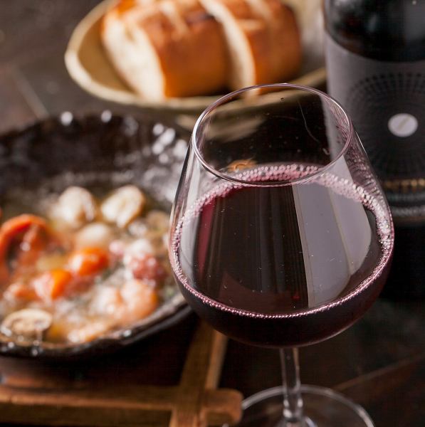 豊かな風味とコクを加えるワインと食材にこだわったオリジナル料理の【ワインと料理のマリアージュ】