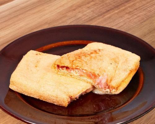とろ～りチーズのお揚げピザ