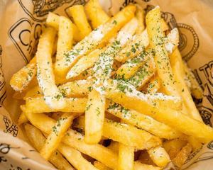 フライドポテト バター醤油