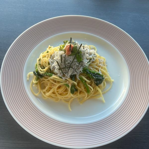 Whitebait and cod roe pasta