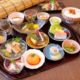 ディナー10食限定 夏の豆皿御膳(ワゴンデザート食べ放題付)