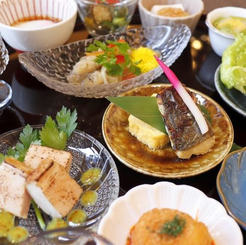 夏の豆皿御膳