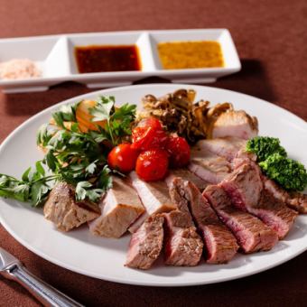 1番人気ビーフステーキ・自家製ローストポーク食べ放題ディナーコース