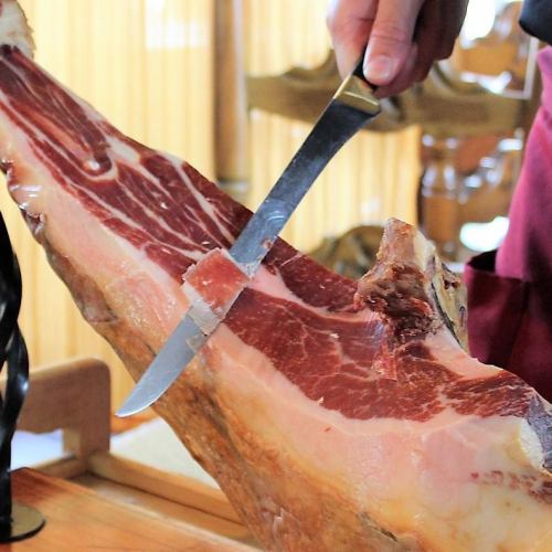 Exquisite ◎ Iberico pig's raw ham