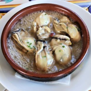 『広島産カキのアヒージョ』