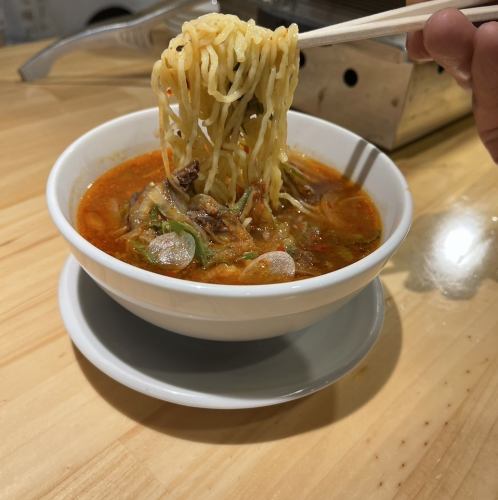 旨辛テールラーメン