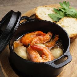 Various types of ajillo