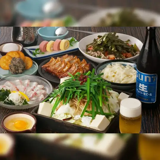 【年末派对：4500日元/2小时畅饮（含啤酒）】芝麻酱鲷鱼刺身×牛杂寿喜烧套餐
