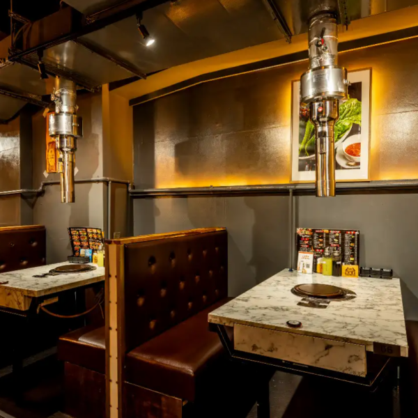 【換気設備完備♪】2名様～16名様でご利用可能♪幅広いお席なのでゆったりと楽しんで頂けます。少人数の宴会から、大人数の会社宴会まで様々な宴会が可能です。大久保/新大久保/焼肉/食べ放題/飲み放題/黒毛和牛/歓送迎会/食べ飲み放題/デート