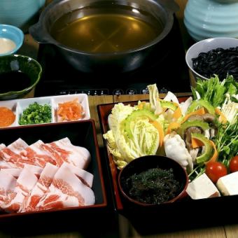 ◆あぐー豚しゃぶしゃぶセット◆あぐー豚をリーズナブルに楽しみたい方へ<全5品>3608円(税込)