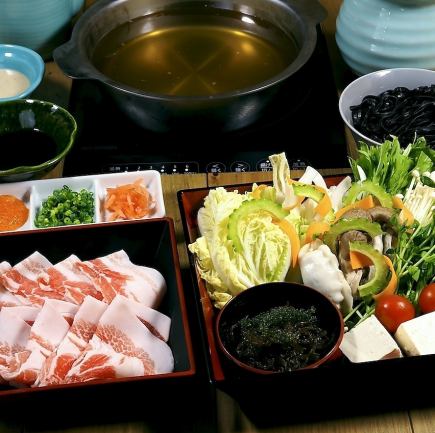 ◆あぐー豚しゃぶしゃぶセット◆あぐー豚をリーズナブルに楽しみたい方へ<全5品>3608円(税込)