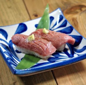 石垣牛炙り寿司(２カン)