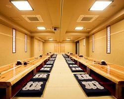 【個室完備】少人数から100名様まで収容可能。ご相談ください。
