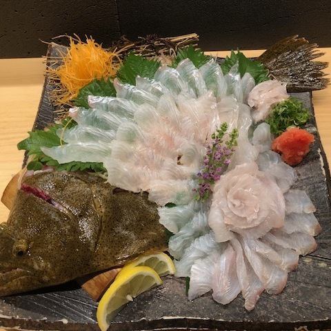 【活き造り】　平目の活き造り