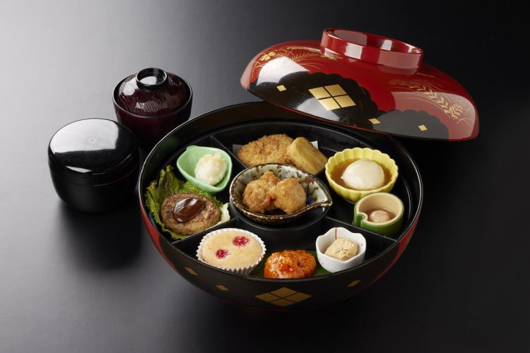 School trip limited "Elementary school student special lunch" Children's menu arranged in Kyoto style! Rice refill included