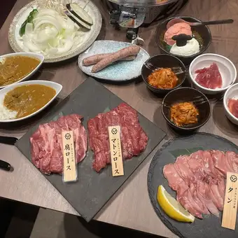 【含无限畅饮】九道菜澳洲羊肉品鉴套餐标准价:5500日元(含税)