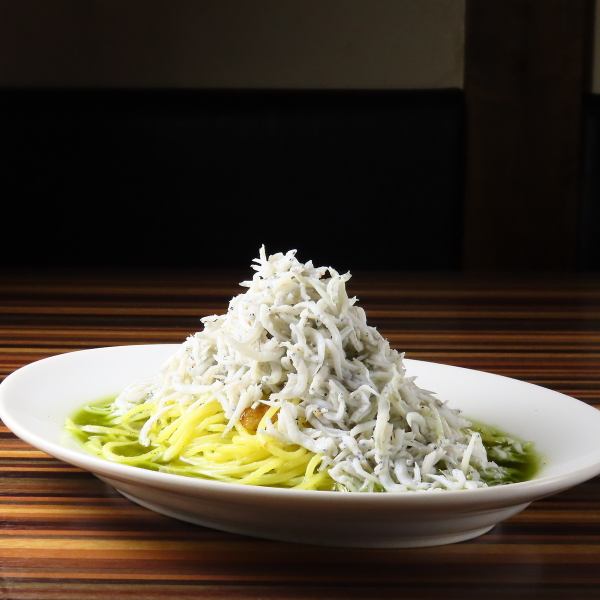 【旬の食材を使った料理が楽しめるイタリアンバル】お酒にピッタリのお料理の数々