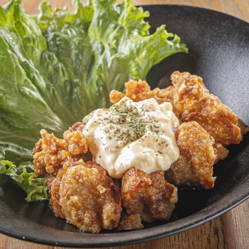 揚げたてジューシー!当店大人気メニューの「チキン南蛮」◎