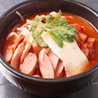 Clay pot budae jjigae