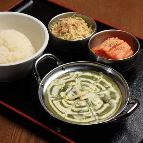 ほうれん草チキンカレー
