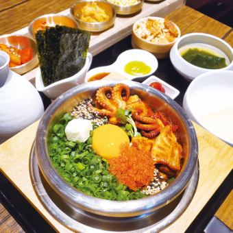 [Chukmi Samgyeopsal Kamameshi Set Meal] 1,518 yen (tax included)