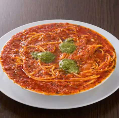 バジリコとトマトのスパゲッティ