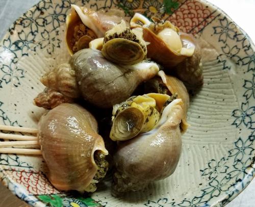 Seasoned boiled whelks