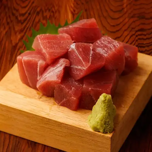 We're prepared to take a loss! All-you-can-eat tuna chunks for 106 yen per minute.