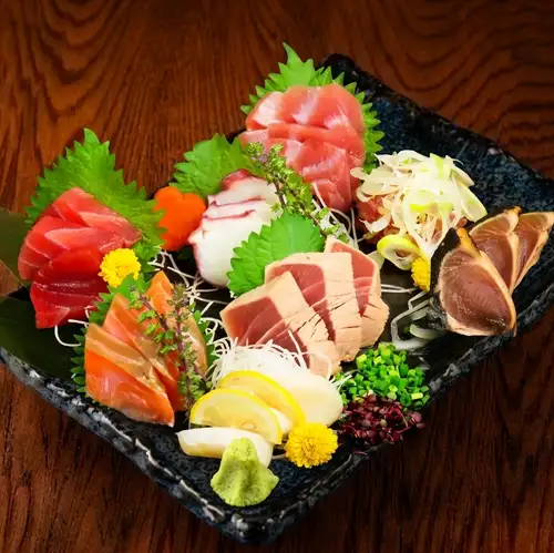 Assortment of 7 kinds of sashimi