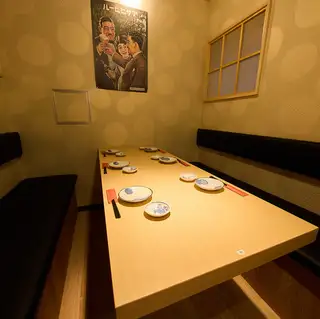 和洋が包み込む至福の空間が味わえるます。少人数～団体様までお気軽にお立ち寄りください！