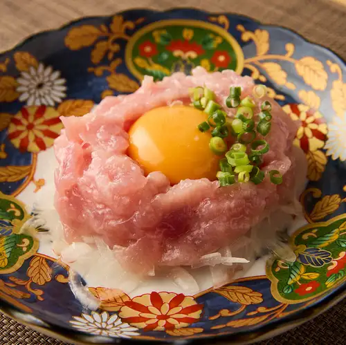 ねぎとろユッケ