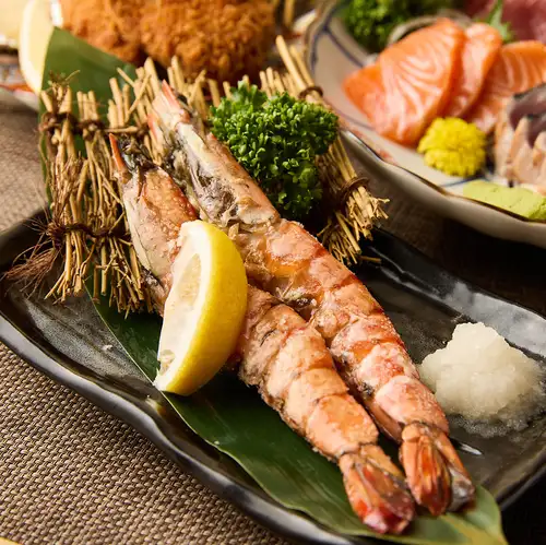 仕入れに自信あり！旬菜・旬魚・旬肉をじっくり味わう。