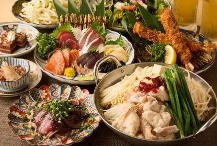 [2.5-hour all-you-can-drink] Enjoy fresh seafood, plump motsunabe (offal hot pot), and seasonal flavors in a 9-course "Daimyo Course" for 4000 yen.