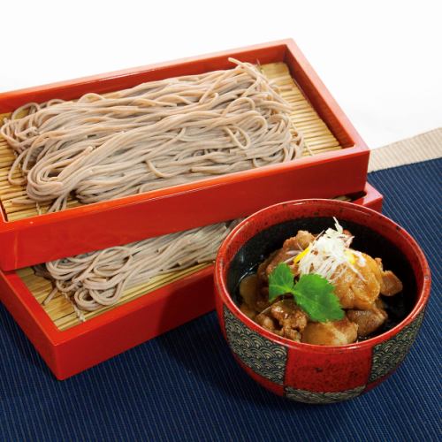 Soba noodles with meat