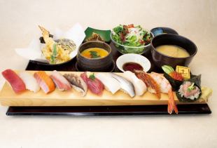 【慶事や法事、会食に】　鮨握り１２貫御膳　料理ワンドリンクサービス付き　3388円（税込み）　